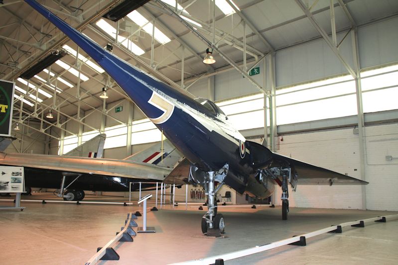 http://www.flankers-site.co.uk/misc_pics/fairey fd2_02.jpg